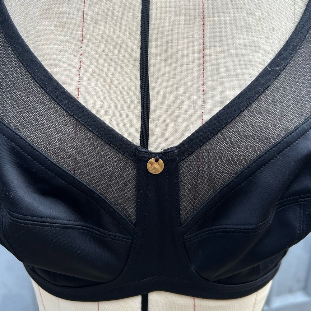 Understance Black Spacer Air Bra, BNWT, size 38 D - Picture 7 of 10